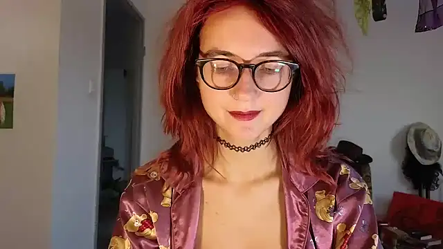 Snapshot of TatianaRomanov chatting on 09-09-25, 04:50 TatianaRomanov online show from 09-09-25, 04:50