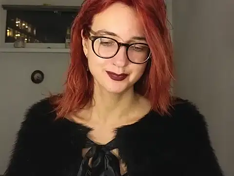 Snapshot of TatianaRomanov chatting on 09-24-25, 06:55 TatianaRomanov online show from 09-24-25, 06:55