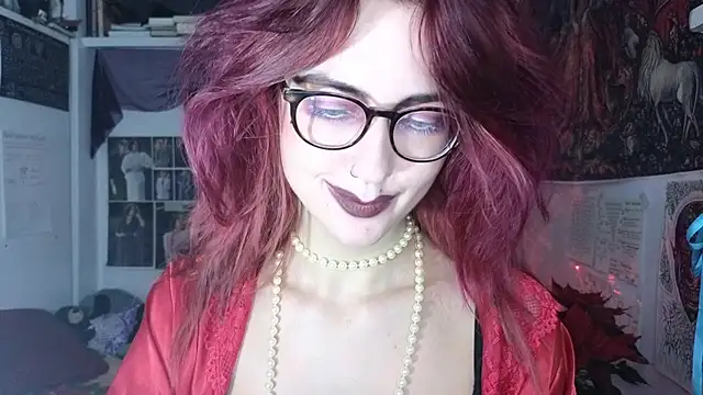 Snapshot of TatianaRomanov chatting on 12-22-25, 10:29 TatianaRomanov online show from 12-22-25, 10:29