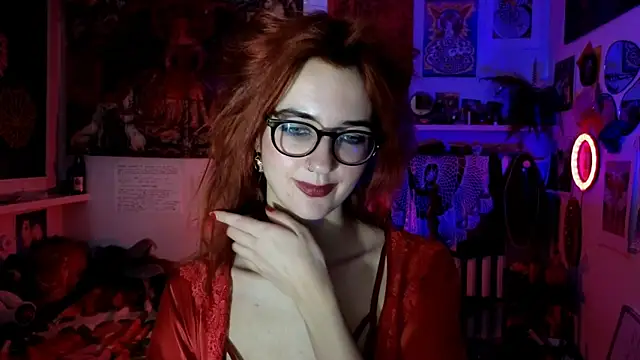 Snapshot of TatianaRomanov chatting on 05-10-26, 07:41 TatianaRomanov online show from 05-10-26, 07:41