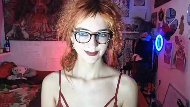 Snapshot of TatianaRomanov chatting on 05-21-26, 07:32 TatianaRomanov online show from 05-21-26, 07:32