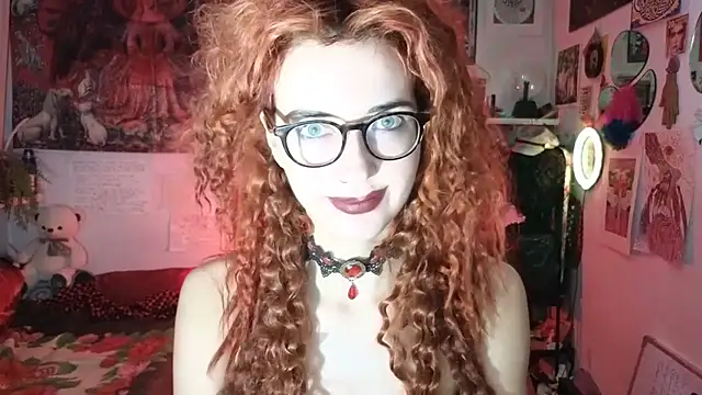 Snapshot of TatianaRomanov chatting on 06-06-26, 10:25 TatianaRomanov online show from 06-06-26, 10:25