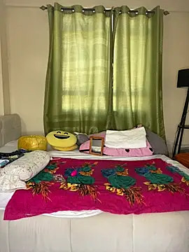 nur lin online show from 02-22-25, 05:34