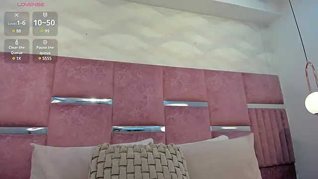 im alejandra  online show from 03-08-25, 05:07