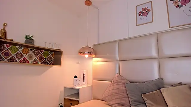 Aily Yozuko online show from 02-07-25, 03:45