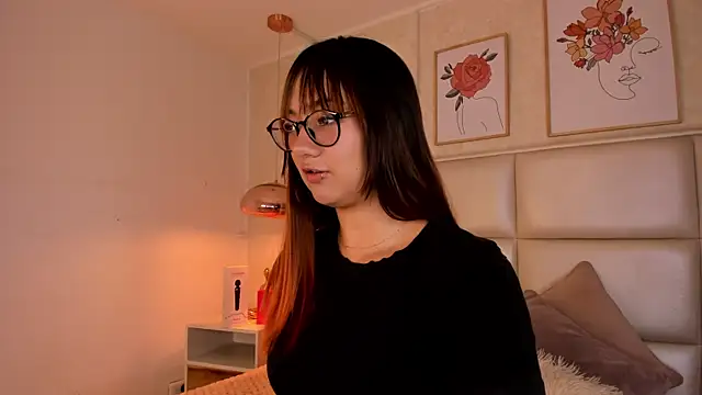 Aily Yozuko online show from 09-16-25, 02:34