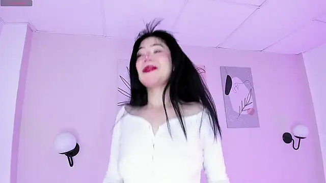 GENNESIS LOVE online show from 12-11-24, 02:41