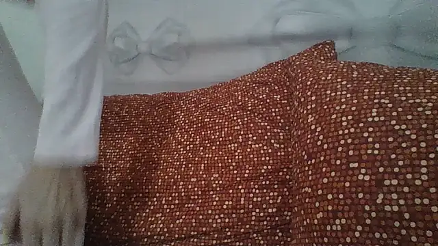 Snapshot of MarikaMilff chatting on 10-11-25, 08:07 MarikaMilff online show from 10-11-25, 08:07