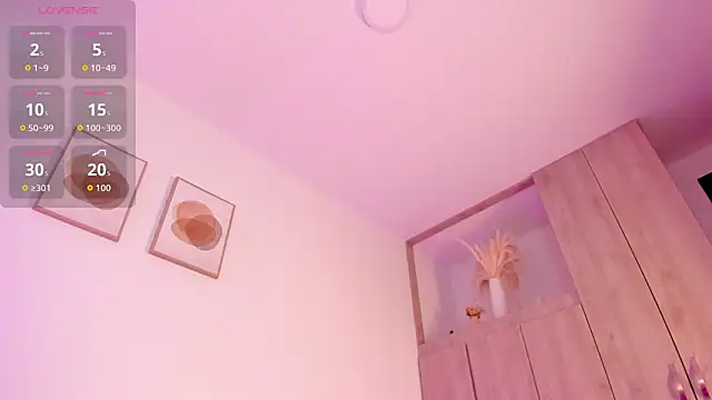 Mia 222 online show from 02-14-26, 10:56