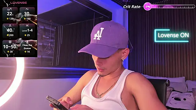  white fox 1 online show from 09-30-25, 08:36