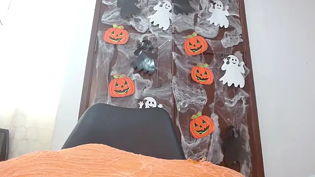 Darliin G online show from 10-22-25, 07:13