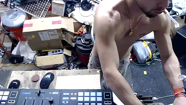 Snapshot of tongueispowerr6d9 chatting on 12-09-24, 12:08 tongueispowerr6d9 online show from 12-09-24, 12:08