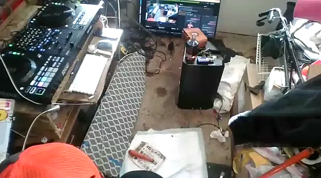 Snapshot of tongueispowerr6d9 chatting on 01-14-25, 03:36 tongueispowerr6d9 online show from 01-14-25, 03:36