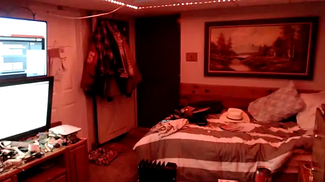 Snapshot of tongueispowerr6d9 chatting on 02-21-25, 06:29 tongueispowerr6d9 online show from 02-21-25, 06:29