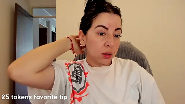 Snapshot of Im_coco chatting on 03-06-25, 05:33 Im coco online show from 03-06-25, 05:33