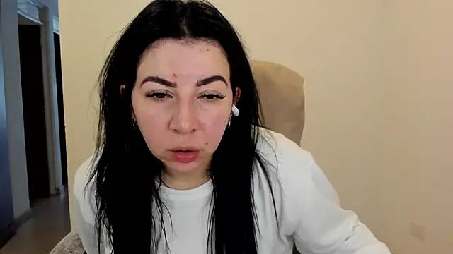 Snapshot of Im_coco chatting on 03-13-25, 02:33 Im coco online show from 03-13-25, 02:33