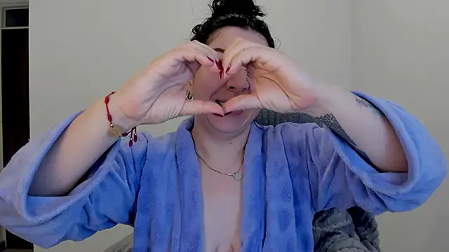Snapshot of Im_coco chatting on 10-12-25, 04:55 Im coco online show from 10-12-25, 04:55