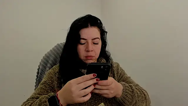 Snapshot of Im_coco chatting on 10-18-25, 04:04 Im coco online show from 10-18-25, 04:04