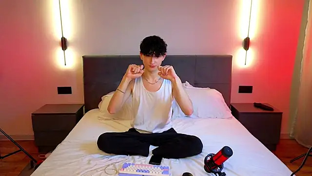 AmondCor online show from 09-24-25, 01:14