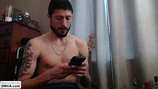 Snapshot of psil0cyb0rg chatting on 10-06-25, 10:18 psil0cyb0rg online show from 10-06-25, 10:18