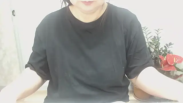 Snapshot of AsweetyAli chatting on 03-13-26, 05:30 AsweetyAli online show from 03-13-26, 05:30