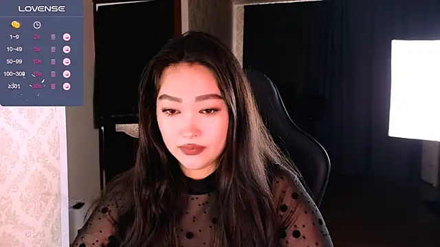 Snapshot of Erica_Wayne chatting on 11-05-25, 06:57 Erica Wayne online show from 11-05-25, 06:57