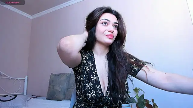 Snapshot of _cleopattra_ chatting on 01-11-25, 09:15 cleopattra online show from 01-11-25, 09:15