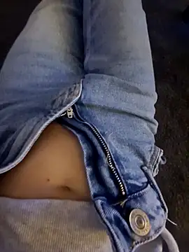 Mary anes online show from 10-31-25, 12:33