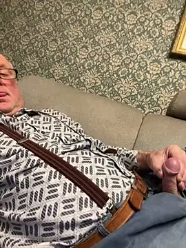 Snapshot of oldgayman chatting on 10-07-25, 04:53 oldgayman online show from 10-07-25, 04:53