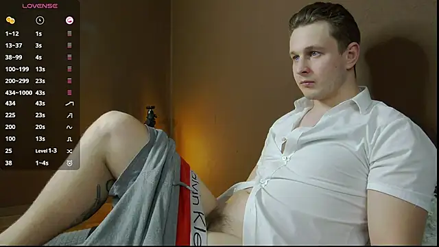 Snapshot of charlie_smiley chatting on 12-02-24, 01:25 charlie smiley online show from 12-02-24, 01:25