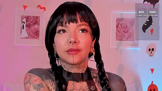 NinaInk online show from 10-19-25, 04:07