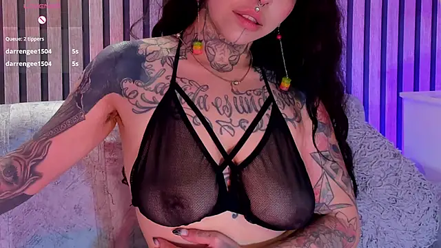 NinaInk online show from 04-11-26, 11:25