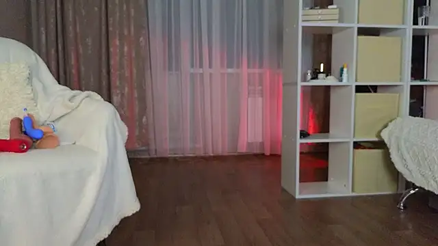 Katy perry  online show from 02-10-25, 02:41