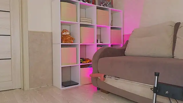 Katy perry  online show from 09-11-25, 02:55