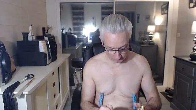 Snapshot of Goduleur69 chatting on 12-01-24, 07:47 Goduleur69 online show from 12-01-24, 07:47