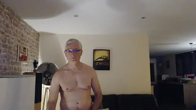 Snapshot of Goduleur69 chatting on 10-19-25, 07:58 Goduleur69 online show from 10-19-25, 07:58