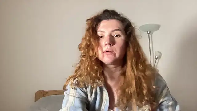 Snapshot of Foxy_and_classy chatting on 03-28-26, 06:18 Foxy and classy online show from 03-28-26, 06:18