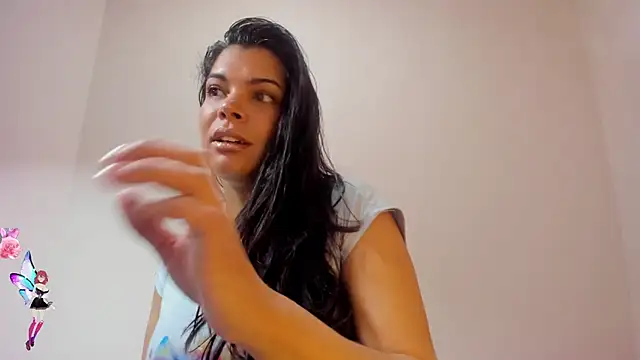 Snapshot of Sweetdreamses_ chatting on 03-17-25, 02:01 Sweetdreamses online show from 03-17-25, 02:01