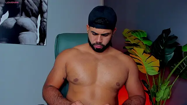 noah crux online show from 04-12-26, 04:06