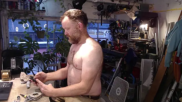 Snapshot of seattlemanwhore chatting on 07-25-26, 01:30 seattlemanwhore online show from 07-25-26, 01:30