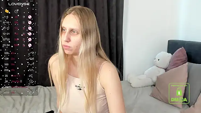 miissblonde online show from 03-13-25, 08:37