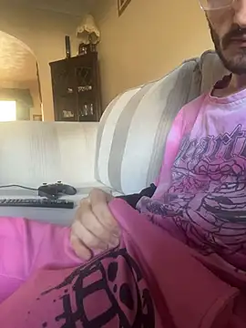 Snapshot of EE123458 chatting on 10-23-25, 01:21 EE123458 online show from 10-23-25, 01:21