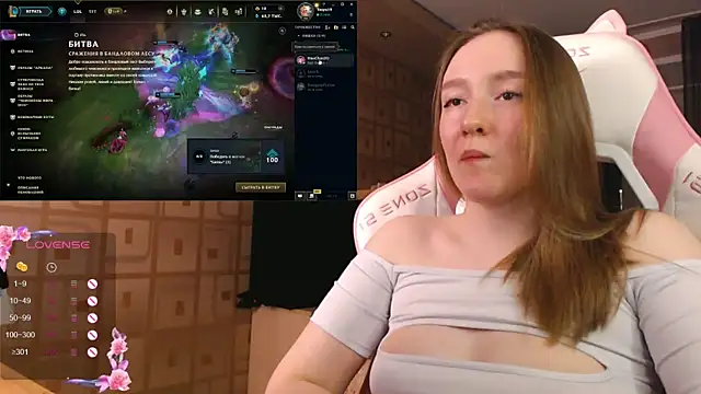 Snapshot of MoonlishSiren chatting on 10-03-25, 06:27 MoonlishSiren online show from 10-03-25, 06:27