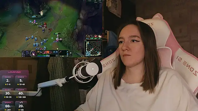 MoonlishSiren online show from 04-09-26, 10:15