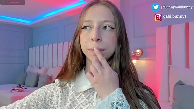 gabi bunny online show from 02-16-26, 05:31