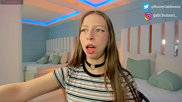 gabi bunny online show from 03-09-26, 05:50