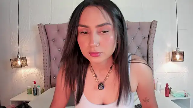 lia sofiia online show from 04-17-26, 09:23