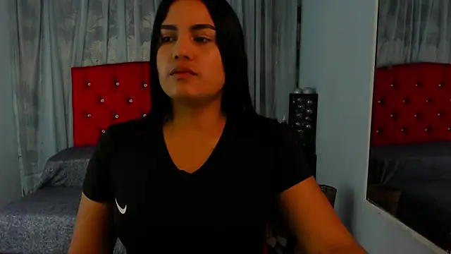 Cumming Tiffani online show from 02-18-25, 12:39