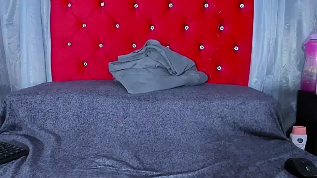 Cumming Tiffani online show from 03-13-25, 05:50