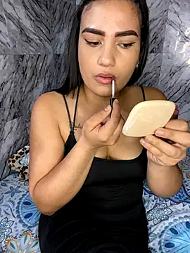 Cumming Tiffani online show from 10-27-25, 01:04